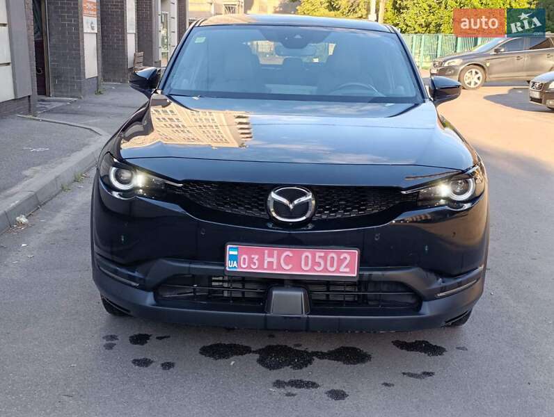 Внедорожник / Кроссовер Mazda MX-30 2020 в 