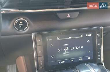 Внедорожник / Кроссовер Mazda MX-30 2020 в 
