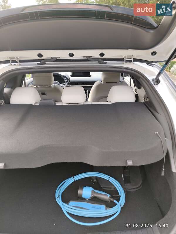 Внедорожник / Кроссовер Mazda MX-30 2020 в Делятине фото 4 Внедорожник / Кроссовер Mazda MX-30 2020 в Делятине