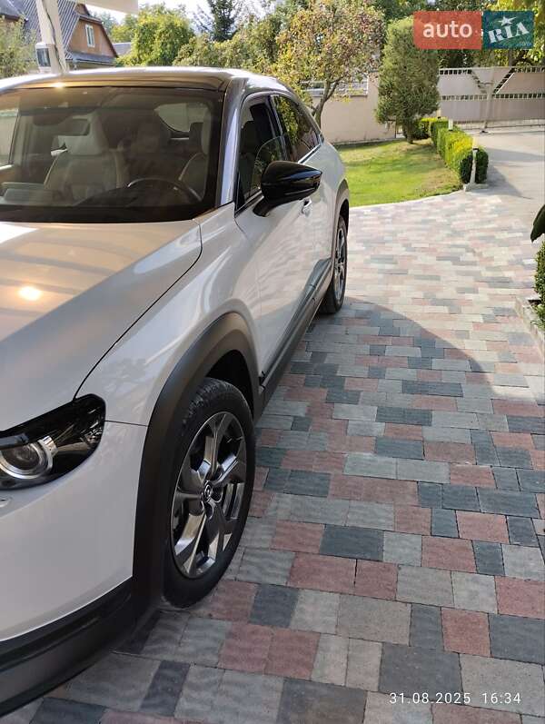 Внедорожник / Кроссовер Mazda MX-30 2020 в Делятине фото 7 Внедорожник / Кроссовер Mazda MX-30 2020 в Делятине