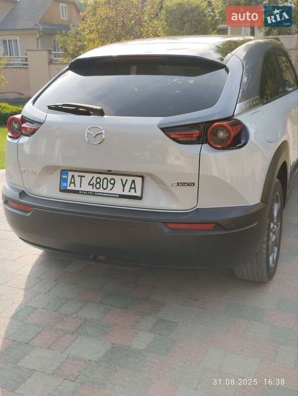 Внедорожник / Кроссовер Mazda MX-30 2020 в Делятине фото 12 Внедорожник / Кроссовер Mazda MX-30 2020 в Делятине