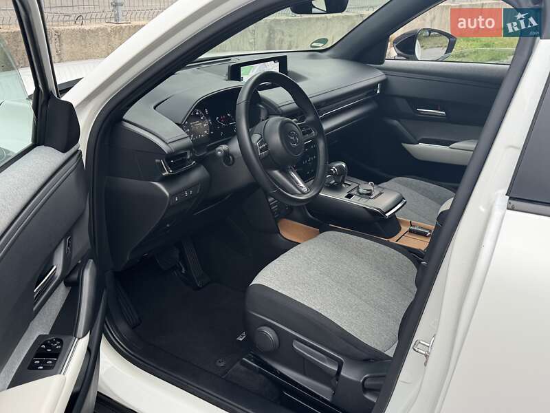 Позашляховик / Кросовер Mazda MX-30 2021 в Дніпрі