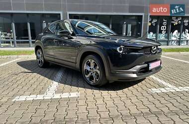 Внедорожник / Кроссовер Mazda MX-30 2022 в 
