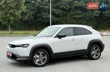Внедорожник / Кроссовер Mazda MX-30 2021 в 