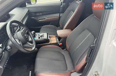 Позашляховик / Кросовер Mazda MX-30 2020 в 