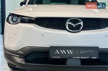 Внедорожник / Кроссовер Mazda MX-30 2022 в 