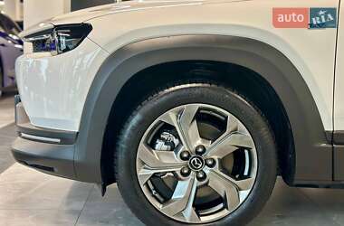 Внедорожник / Кроссовер Mazda MX-30 2022 в 