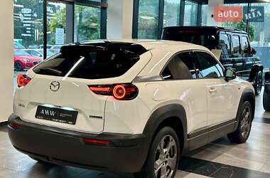 Внедорожник / Кроссовер Mazda MX-30 2022 в 