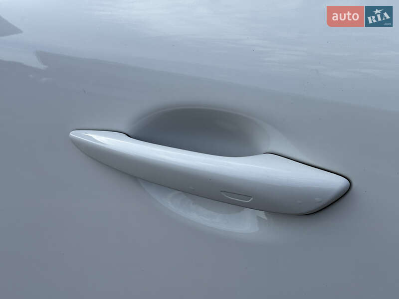 Позашляховик / Кросовер Mazda MX-30 2021 в Рівному