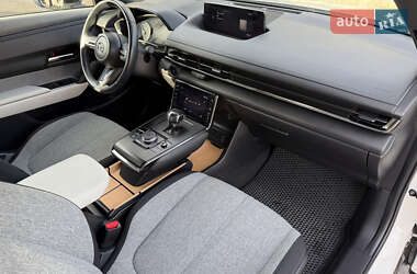 Внедорожник / Кроссовер Mazda MX-30 2021 в 