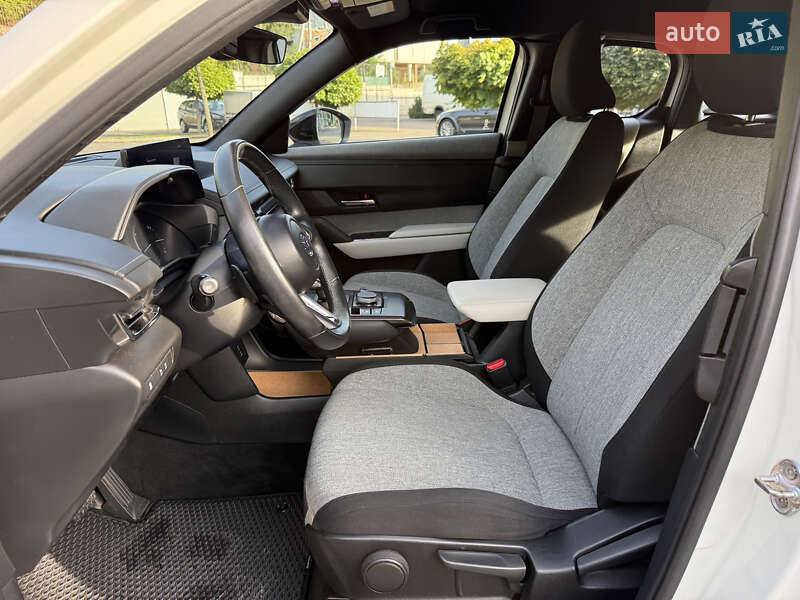 Позашляховик / Кросовер Mazda MX-30 2021 в Рівному