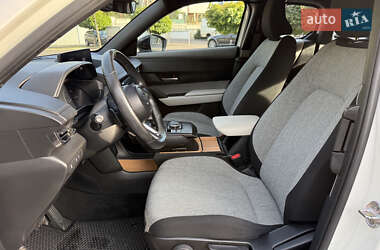 Внедорожник / Кроссовер Mazda MX-30 2021 в 