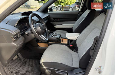 Внедорожник / Кроссовер Mazda MX-30 2021 в 