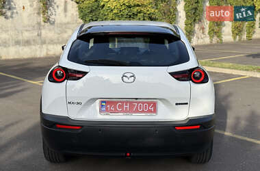 Внедорожник / Кроссовер Mazda MX-30 2021 в 