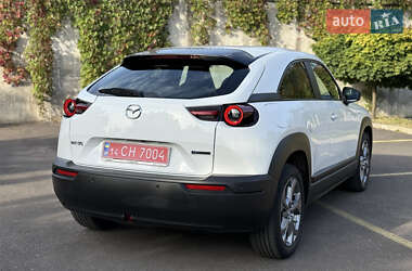 Внедорожник / Кроссовер Mazda MX-30 2021 в 