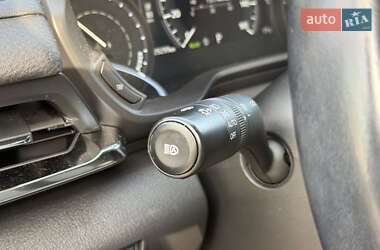 Внедорожник / Кроссовер Mazda MX-30 2021 в 