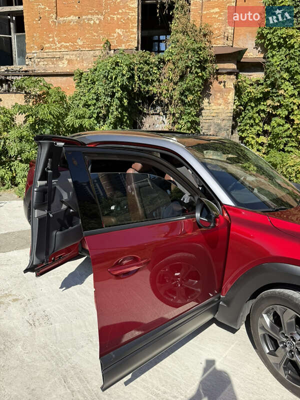 Позашляховик / Кросовер Mazda MX-30 2021 в Києві