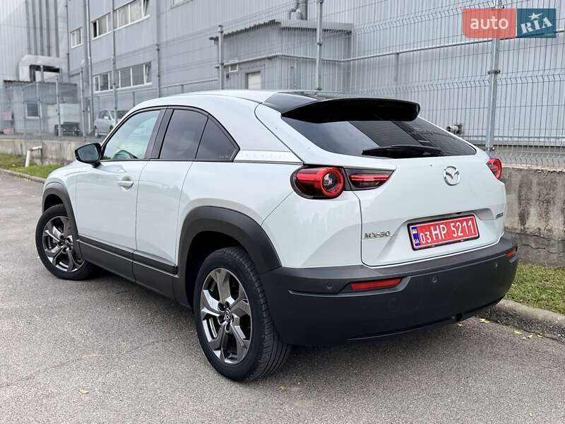 Позашляховик / Кросовер Mazda MX-30 2020 в Дніпрі
