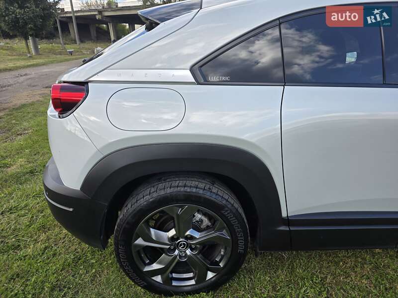 Внедорожник / Кроссовер Mazda MX-30 2021 в Львове