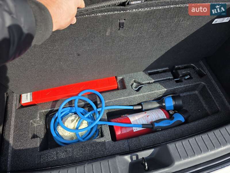 Внедорожник / Кроссовер Mazda MX-30 2021 в Львове