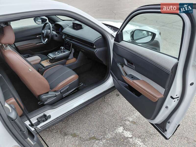 Позашляховик / Кросовер Mazda MX-30 2020 в Дніпрі фото 13 Позашляховик / Кросовер Mazda MX-30 2020 в Дніпрі