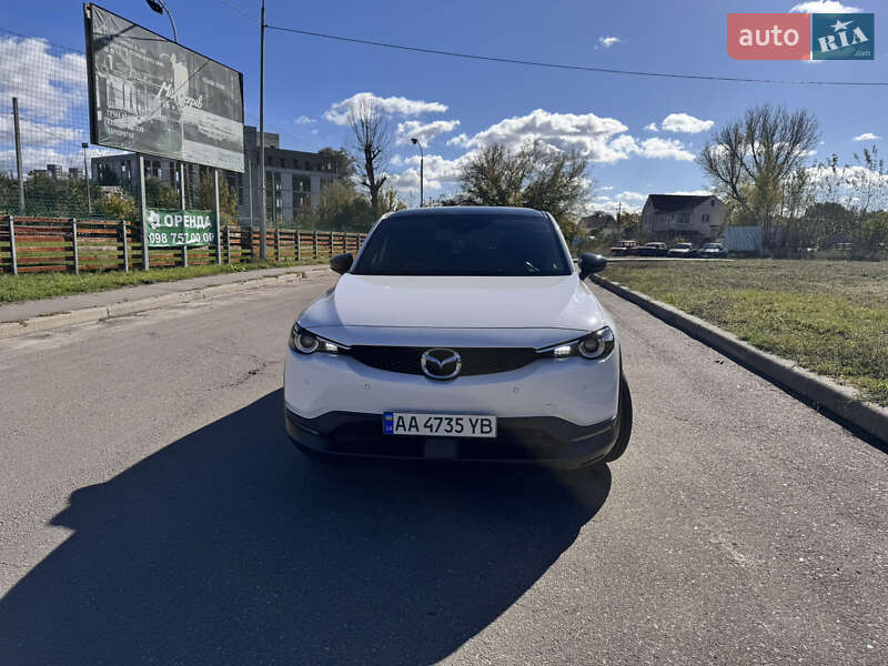 Внедорожник / Кроссовер Mazda MX-30 2021 в Киеве