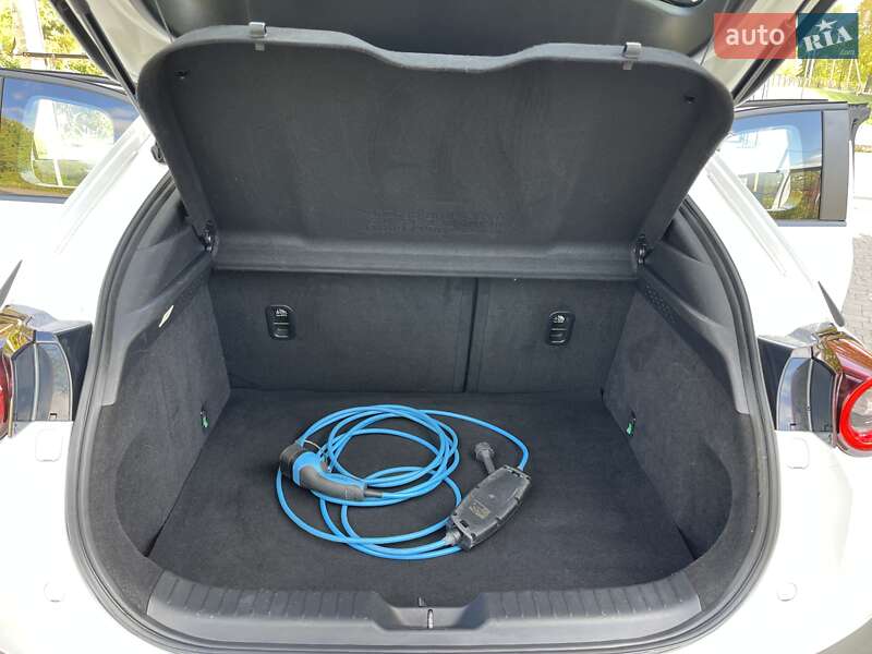 Внедорожник / Кроссовер Mazda MX-30 2022 в Хмельницком фото 43 Внедорожник / Кроссовер Mazda MX-30 2022 в Хмельницком