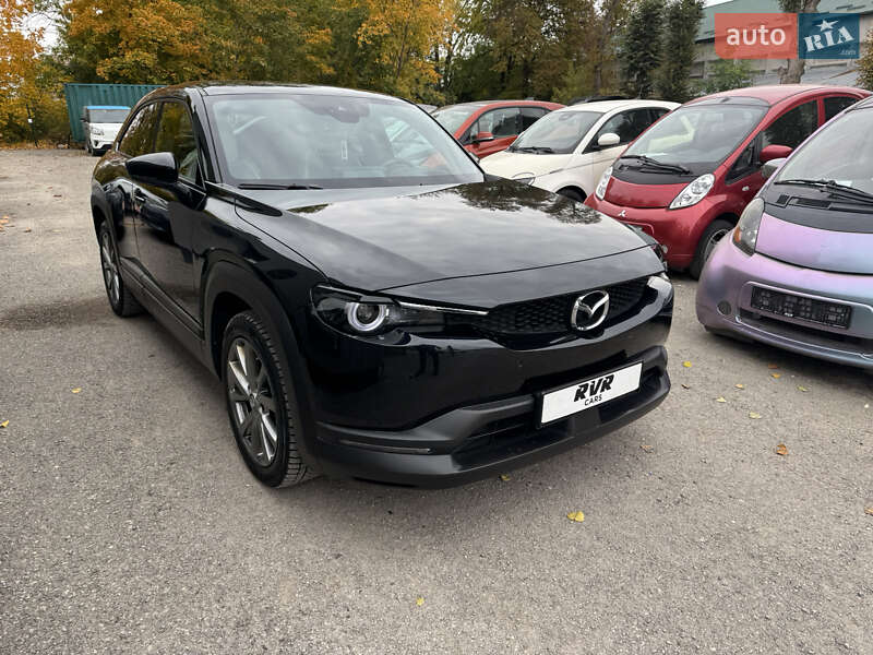 Внедорожник / Кроссовер Mazda MX-30 2020 в Тернополе