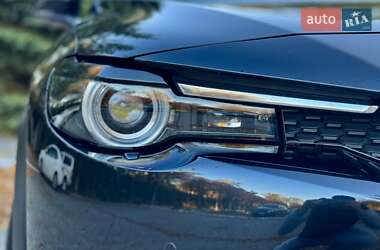 Внедорожник / Кроссовер Mazda MX-30 2021 в 
