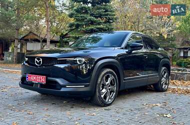 Внедорожник / Кроссовер Mazda MX-30 2021 в 