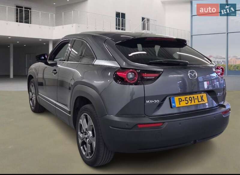 Позашляховик / Кросовер Mazda MX-30 2021 в Києві