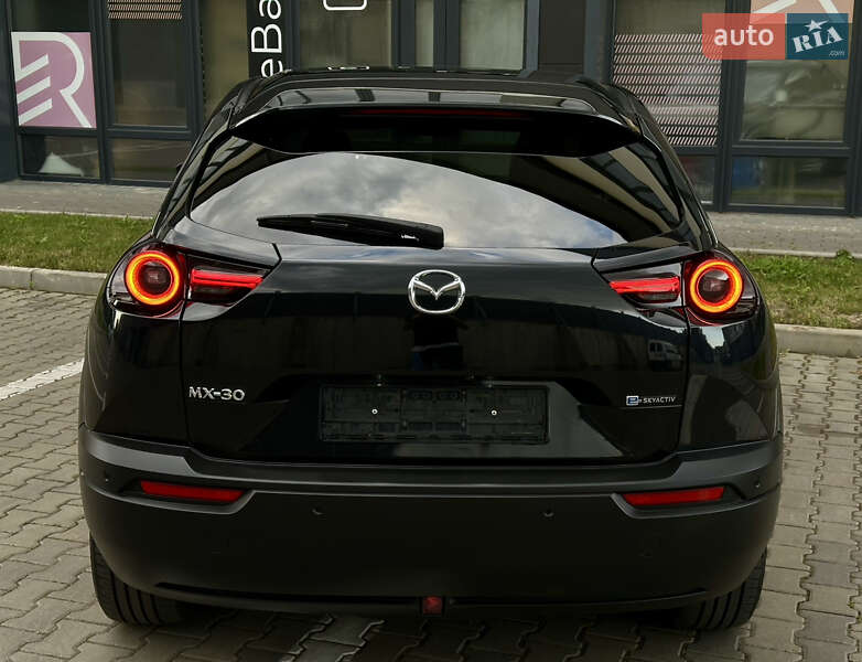 Позашляховик / Кросовер Mazda MX-30 2021 в Івано-Франківську