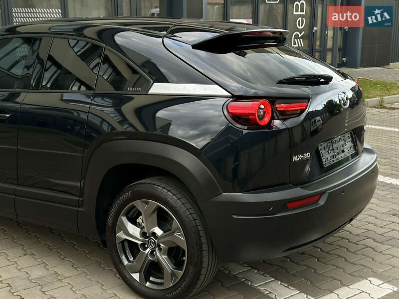 Позашляховик / Кросовер Mazda MX-30 2021 в Івано-Франківську
