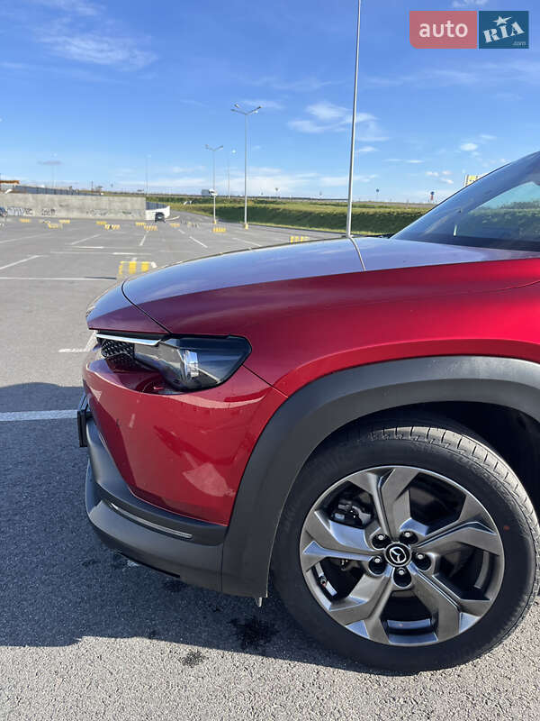 Позашляховик / Кросовер Mazda MX-30 2020 в Львові
