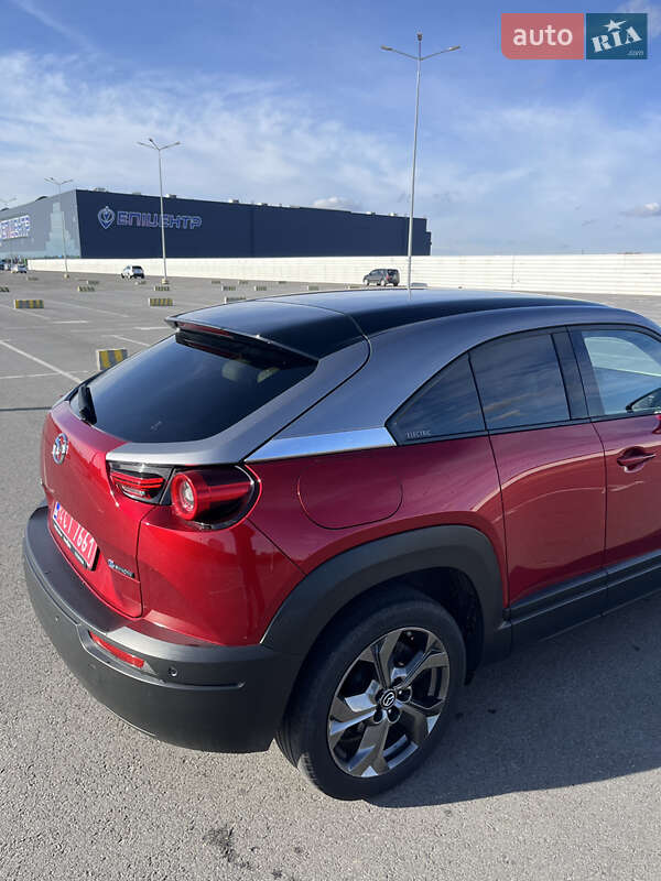 Позашляховик / Кросовер Mazda MX-30 2020 в Львові