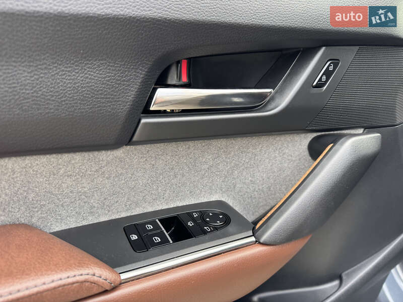 Внедорожник / Кроссовер Mazda MX-30 2021 в Луцке