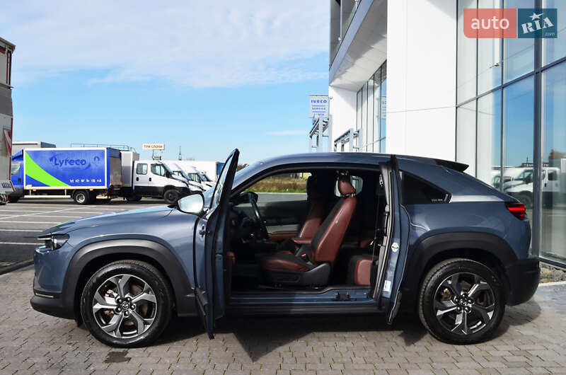 Позашляховик / Кросовер Mazda MX-30 2020 в Львові