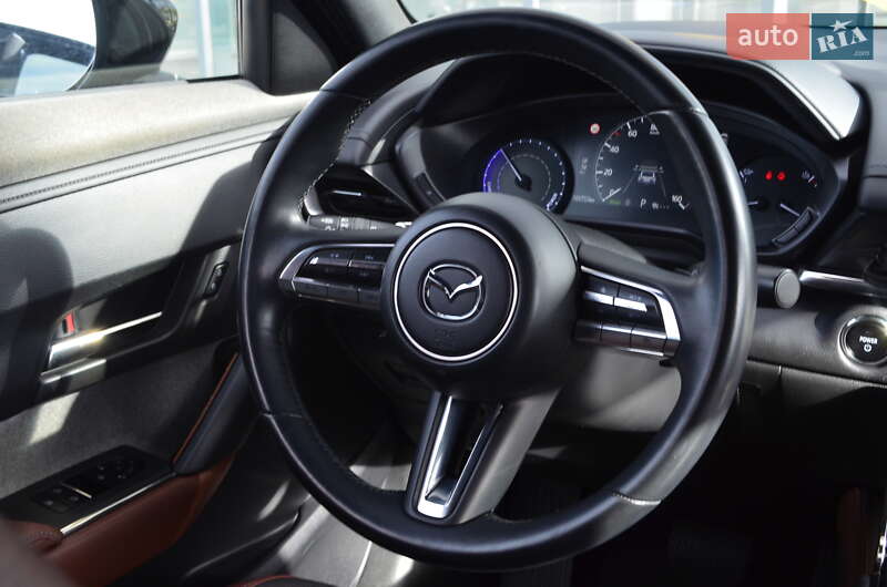Позашляховик / Кросовер Mazda MX-30 2020 в Львові
