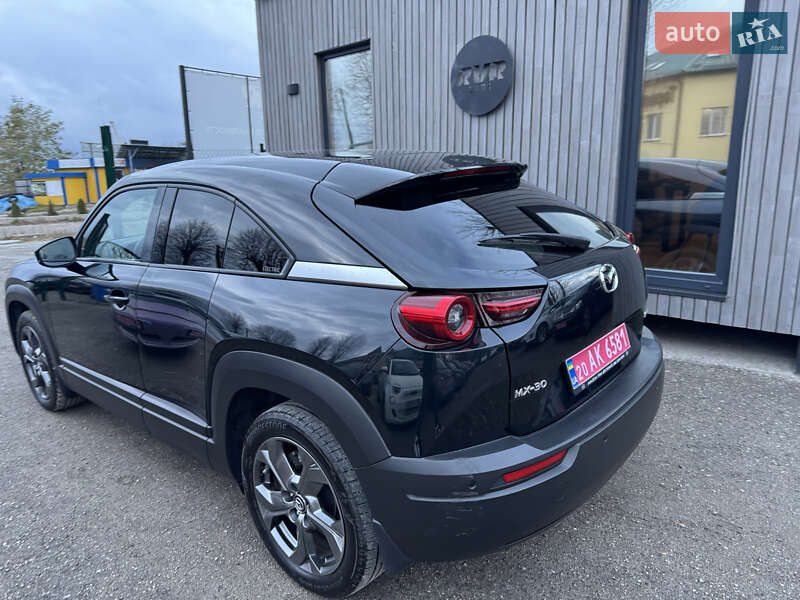 Внедорожник / Кроссовер Mazda MX-30 2020 в Тернополе