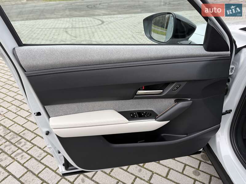 Внедорожник / Кроссовер Mazda MX-30 2021 в Львове