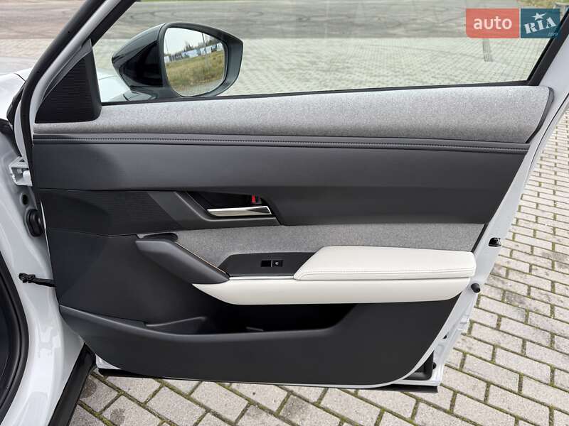 Внедорожник / Кроссовер Mazda MX-30 2021 в Львове