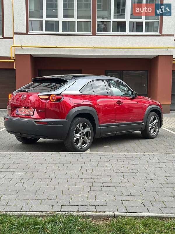Внедорожник / Кроссовер Mazda MX-30 2022 в Ивано-Франковске