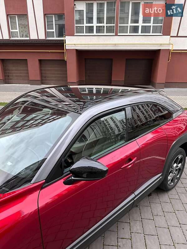 Внедорожник / Кроссовер Mazda MX-30 2022 в Ивано-Франковске