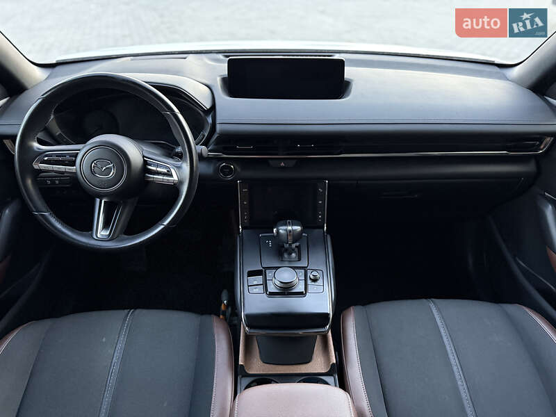 Внедорожник / Кроссовер Mazda MX-30 2020 в Городке