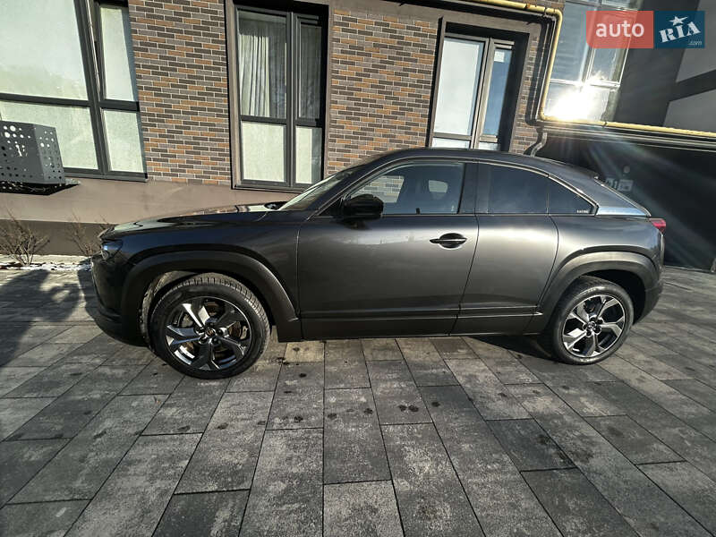 Внедорожник / Кроссовер Mazda MX-30 2021 в Львове