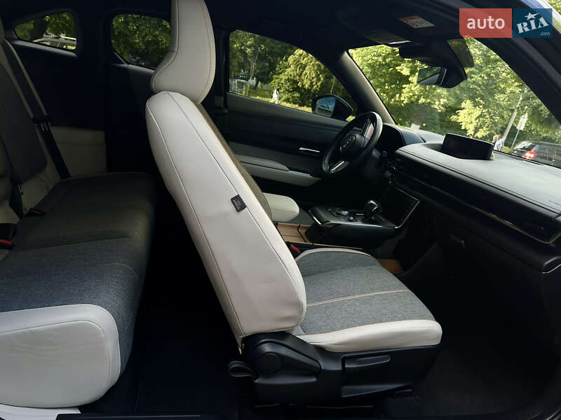 Внедорожник / Кроссовер Mazda MX-30 2021 в Ивано-Франковске