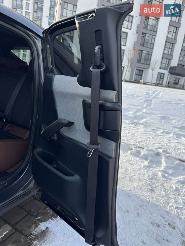 Позашляховик / Кросовер Mazda MX-30 2020 в Луцьку