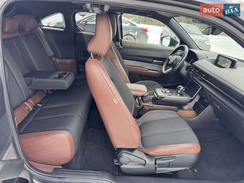 Позашляховик / Кросовер Mazda MX-30 2020 в Луцьку