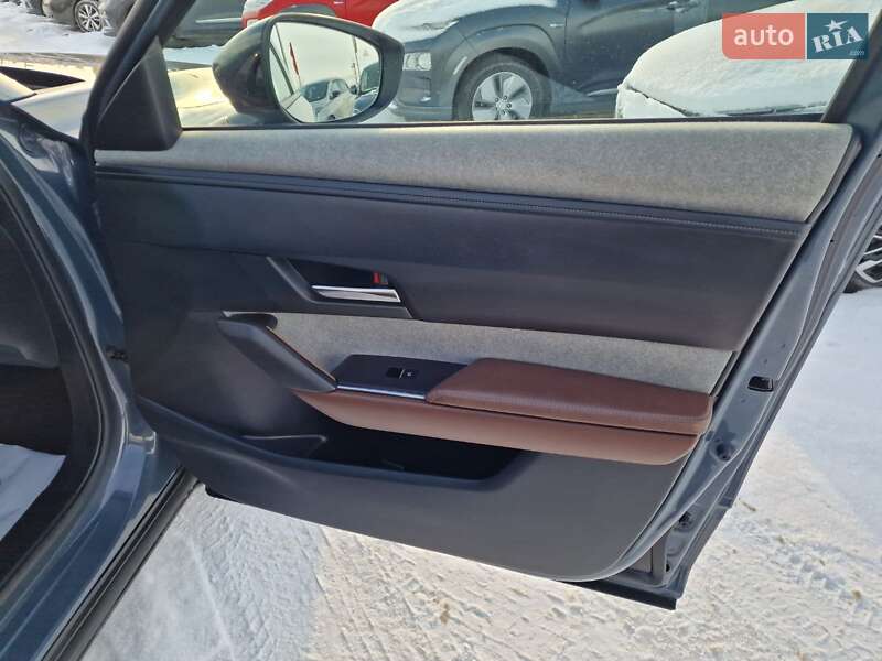 Внедорожник / Кроссовер Mazda MX-30 2020 в Виннице