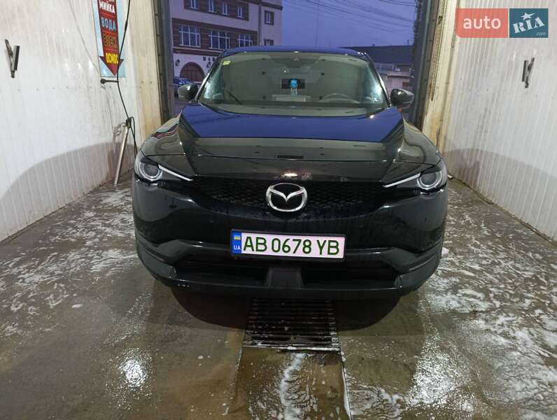 Внедорожник / Кроссовер Mazda MX-30 2020 в Виннице